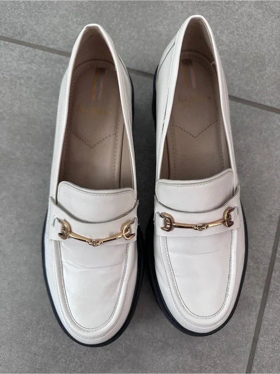 Sam Edelman White Leather Loafers with Gold Horsebit