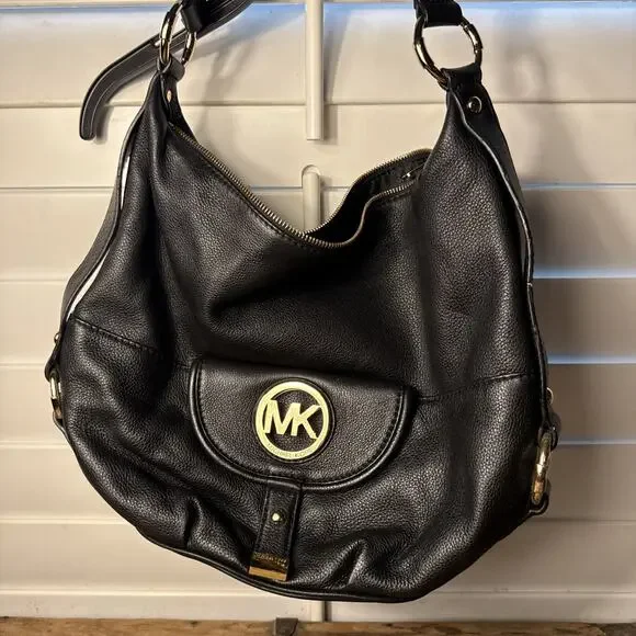 Michael Kors Fulton Leather Hobo Shoulder Bag Black Inside MK logo Flap (used)