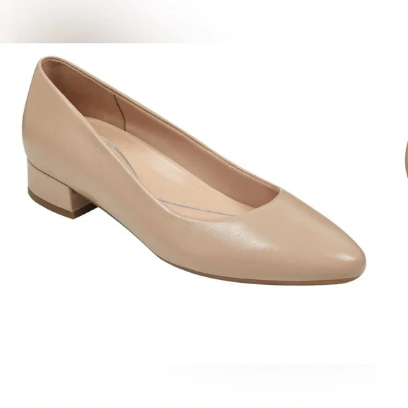 Easy Spirit Women's Caldise eFlex Slip-On Low Heel Pumps size 12