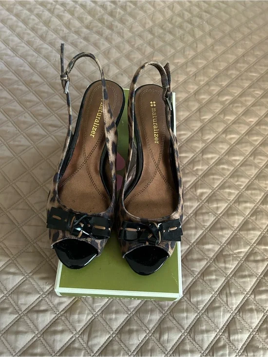 Naturalizer Leopard-Print Slingback Peep-Toe Heels - Brown/Black