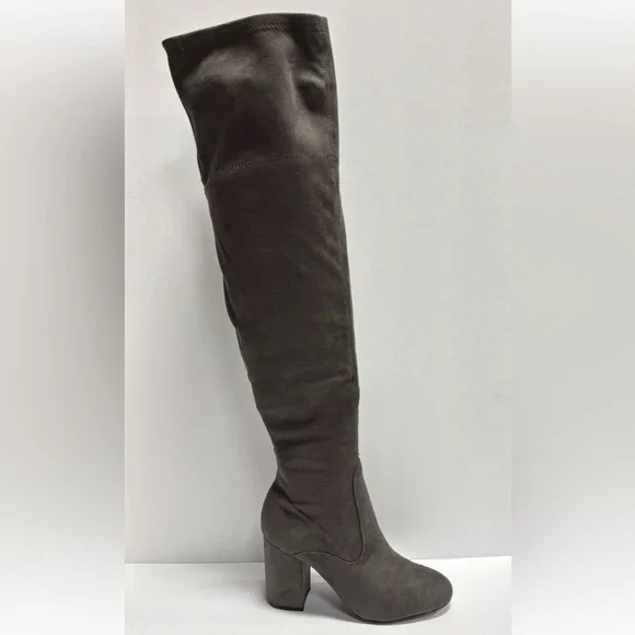 Kenneth Cole New York Women’s Carah, Over The Knee Boots Gray, Size 6 M