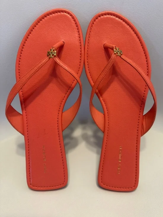 Tory Burch Coral Leather Thong Sandals with Gold Logo Medallion