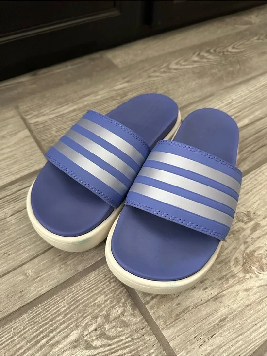 Adidas ADILETTE PLATFORM SLIDES