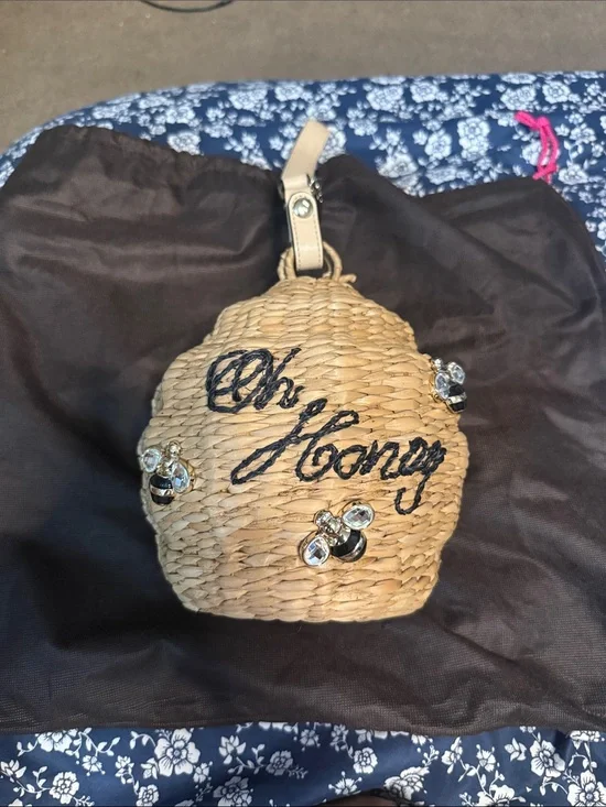 kate spade Natural Straw Bee-Embellished Clutch with Black Script
