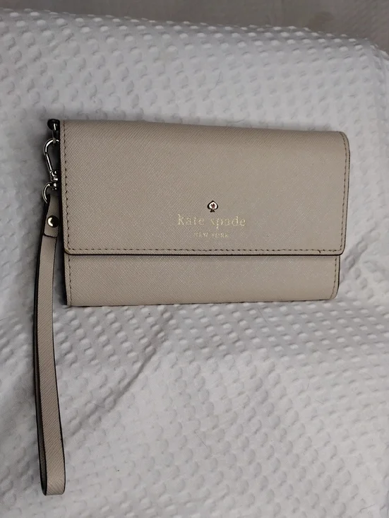 Kate Spade Cedar Street Saffiano Leather Phone Wallet Wristlet Beige Like New