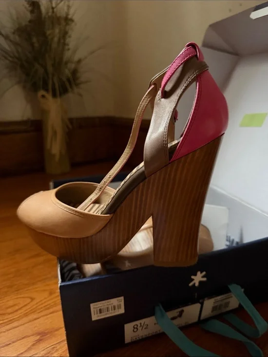 Two-Tone Pink & Tan Platform Heel with Ankle Strap