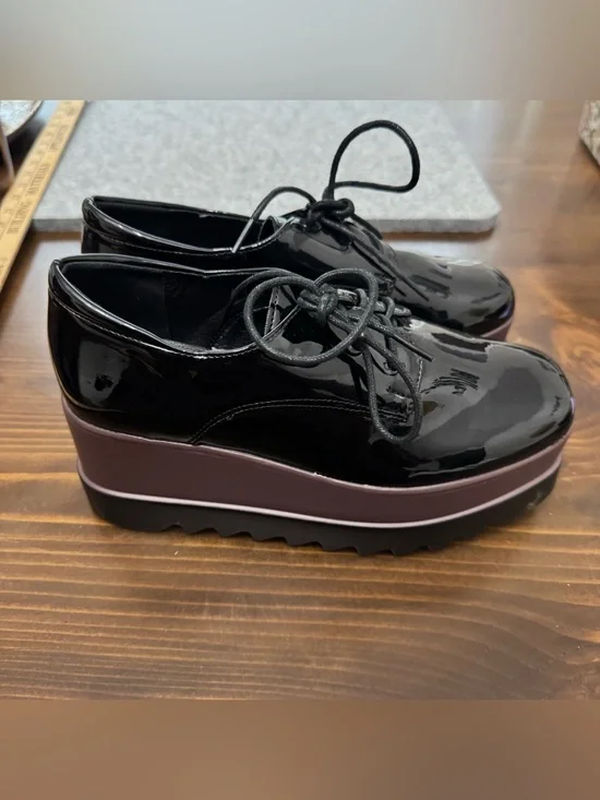 Women’s platform Oxford shoes