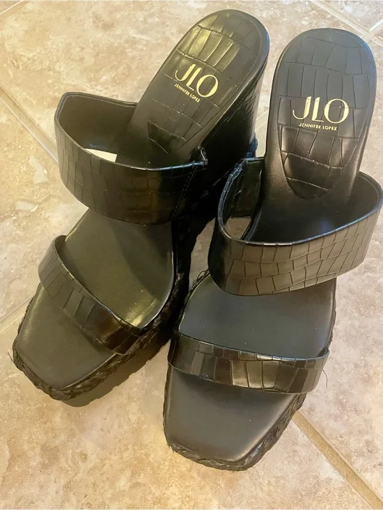 Jennifer Lopez “JLo” New Black Croc-Texture Platform Sandals