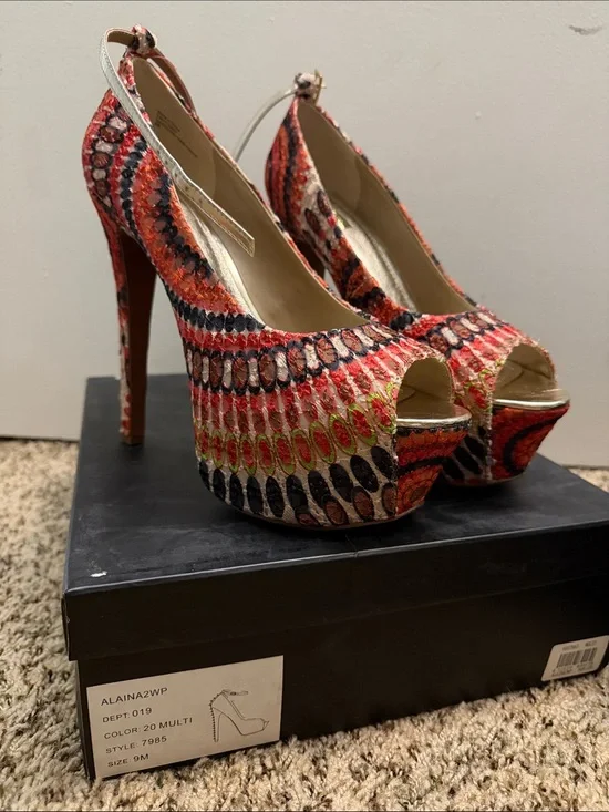 NIB Bakers Y2K Wild Pair Multi-Color Peep-Toe Platform Slingbacks Gold studs 9M