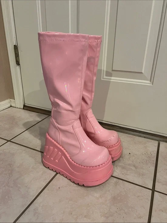 Demonia Stomp 200 Pink Holographic Pink Platform Boot