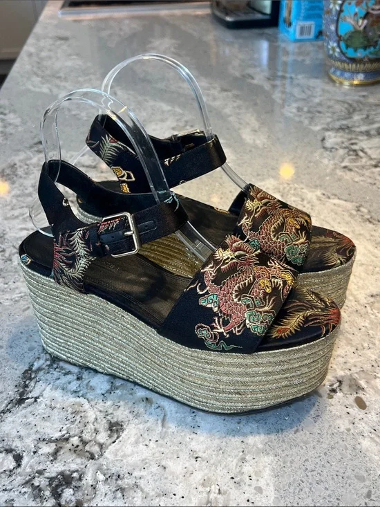 Vintage ASOS “Target Me” Mega Wedge Sandals Black Embroidered Chinese Size 5