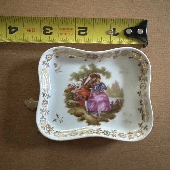 Limoges Porcelain Trinket Dish Gold Rim Romance Couple Love Vintage