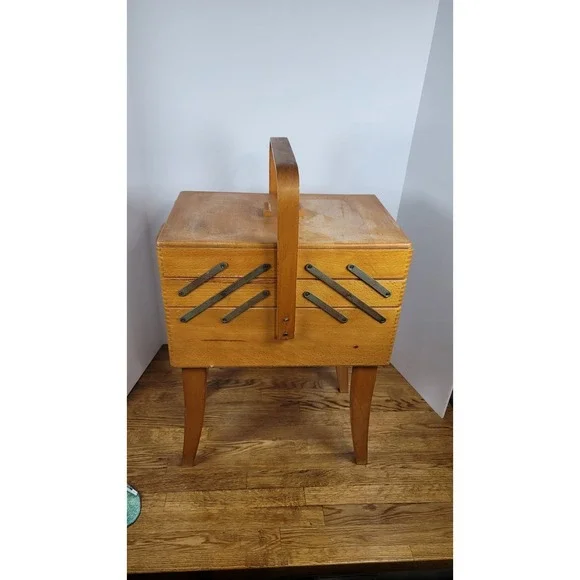 Vintage Mid Century Accordian Style Wood Sewing Box MCM‎ **READ