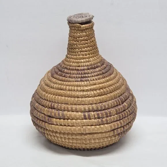 Vintage Eskimo Inuit Native American Lidded Coiled Basket Rue Grass Handwoven