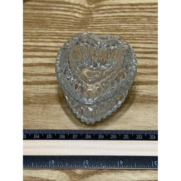 VTG Homco Home Interiors Ridged Lidded Heart Shaped Trinket Box Clear Glass 2.5