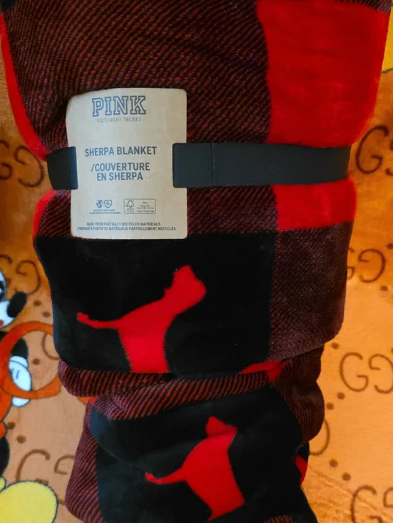 PINK Victoria's Secret Red & Black Sherpa Accent Blanket with Dog Silhouette