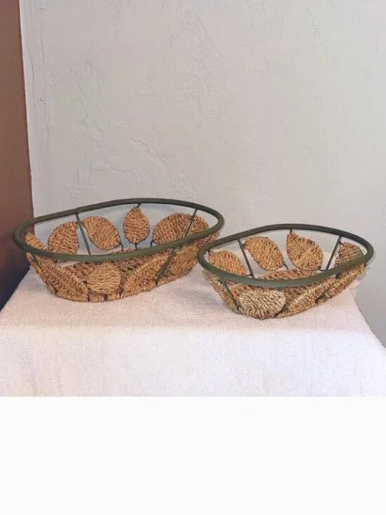 Baskets Set of 2 Metal and Woven Seagrass Leaf Design Oval
