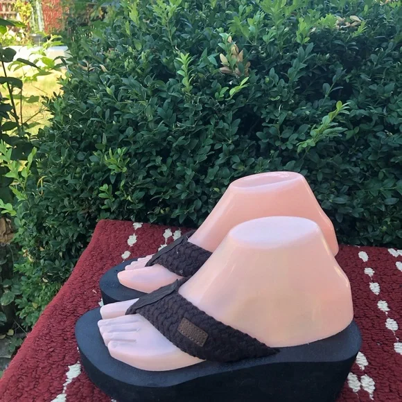Malida Women’s Brown Braided Wedge Platform Flip-Flop Sandals Size 7