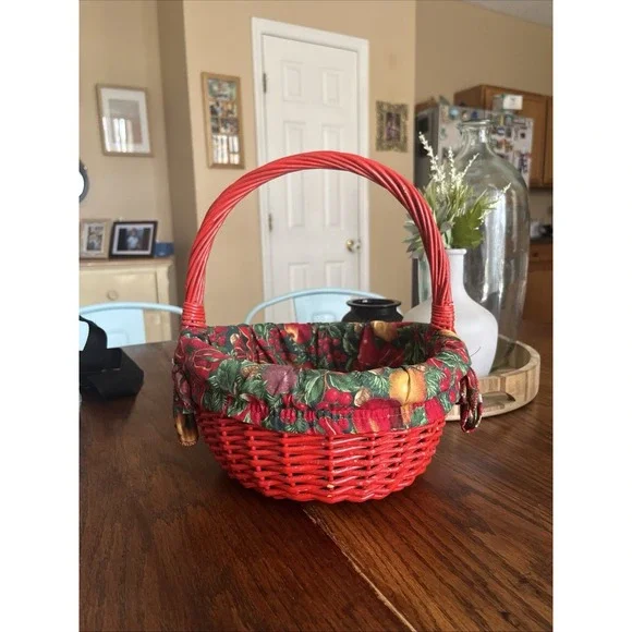 Red Christmas Apple And  Bow Wicker Basket With Removable Liner