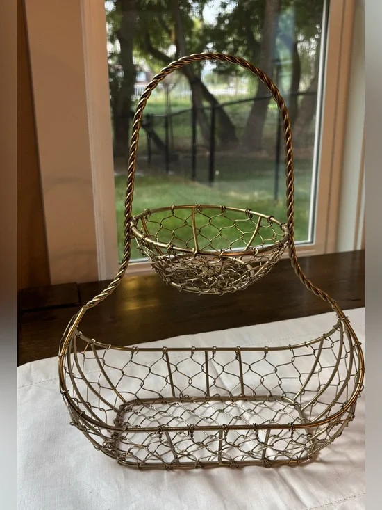 Gold Wire Two-Tier Display Basket