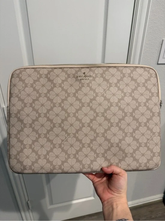 Kate Spade Spade Flower Coated Canvas Laptop Sleeve NWOT