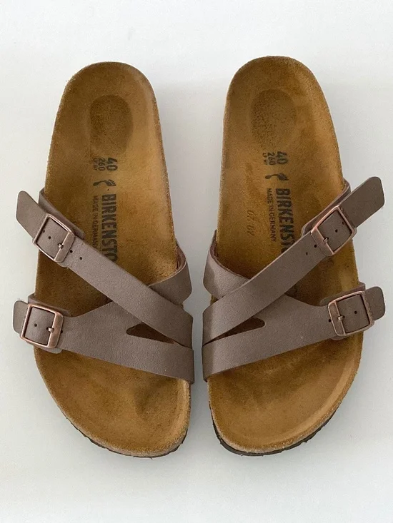 BIRKENSTOCK Yao Strap Sandal in Mocha Size 9 LIKE NEW