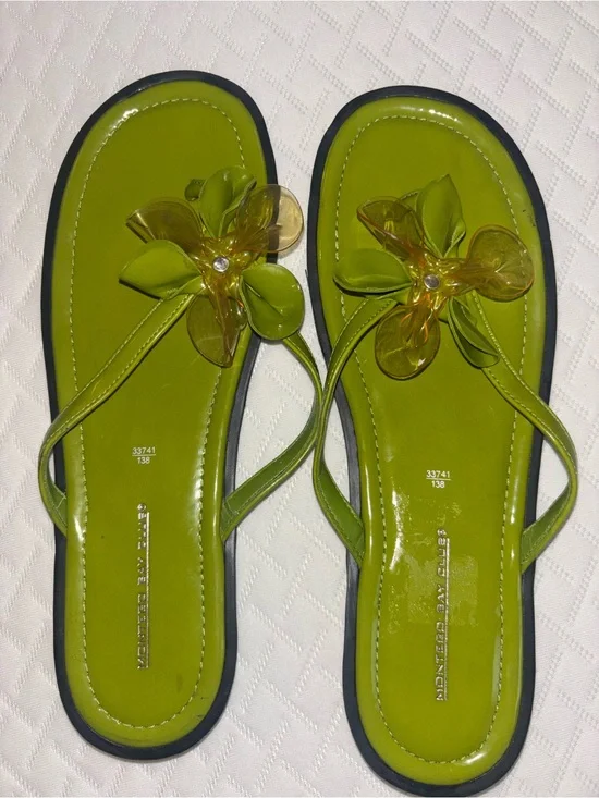 Montego Bay Club Lime Green Floral Jelly Toe-Post Sandals
