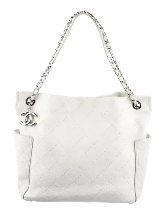 CHANEL White Quilted Leather Chain Shoulder Tote