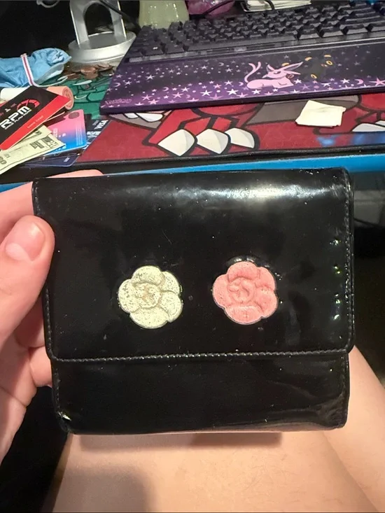 Authentic Vintage 2009 Chanel Camellia Patent Leather French Wallet