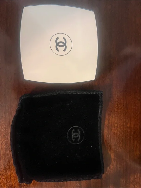Chanel Les Beiges Healthy Glow #30