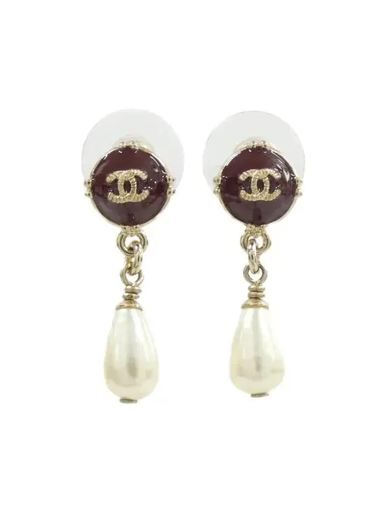 Chanel Earrings Gold-Tone Metal #327667C77B