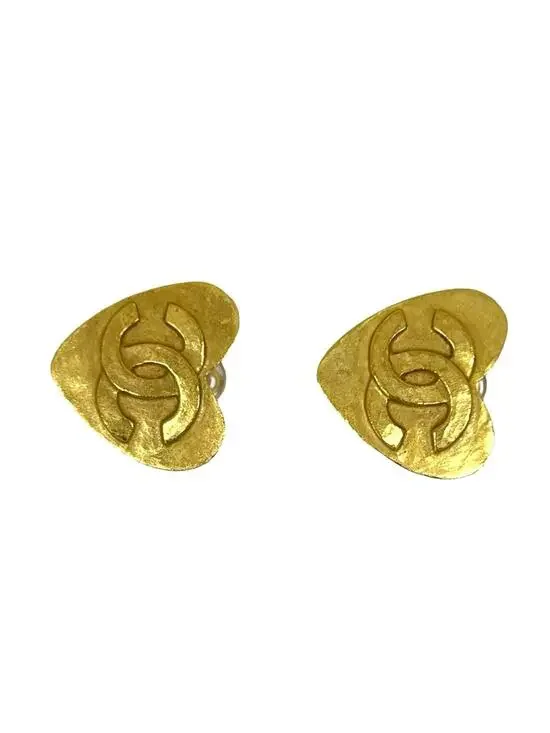 Chanel Cc Logo Heart Clip-On Earrings #327644C75B