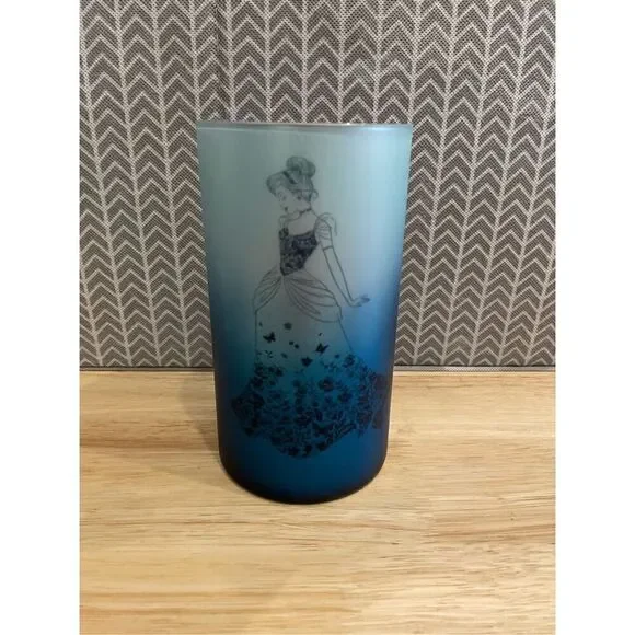 Disney Cinderella blue Kendle holder from the Disney parks