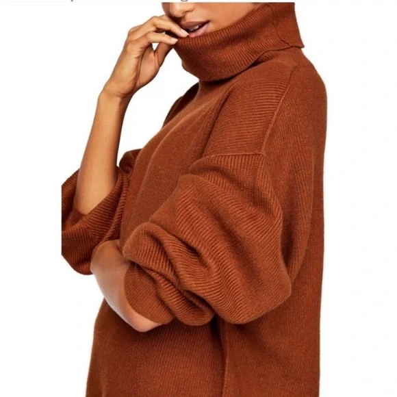 Free People Softly‎ Structured Tunic Sweater Medium