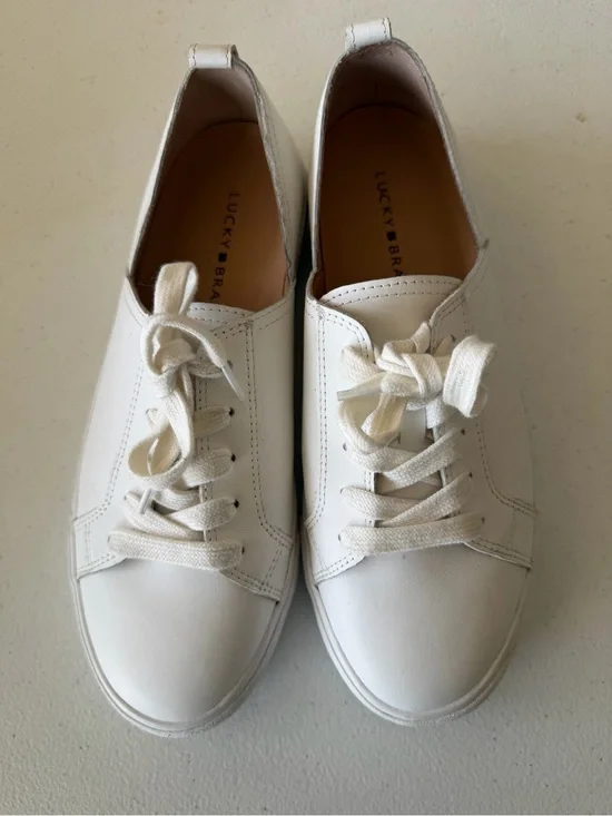 Lucky Brand Women's White Leather Low-Top Lace-Up Sneakers