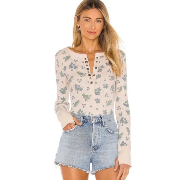 Free People Everest Henley Tee in Tea Combo Waffle Knit Top Size XS