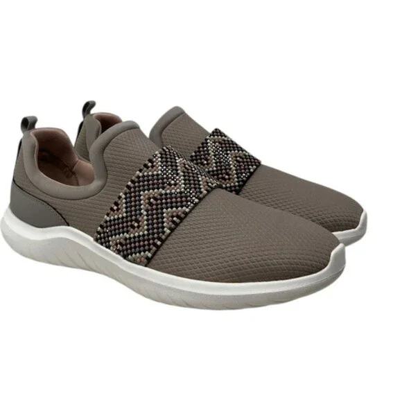 Clarks Shoes Women's Size 8 W Taupe Chevron Cloudsteppers Slip On