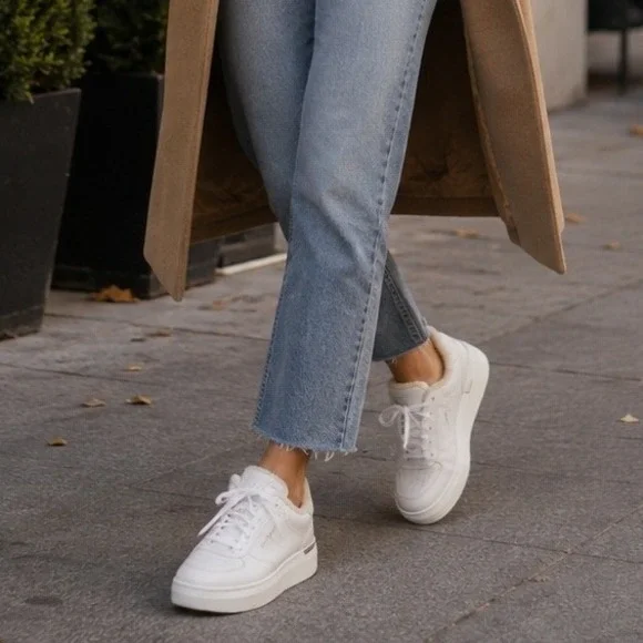 Nine West Womens Cuddly Lace Up Sneakers Size 11 White Lined Leather Look