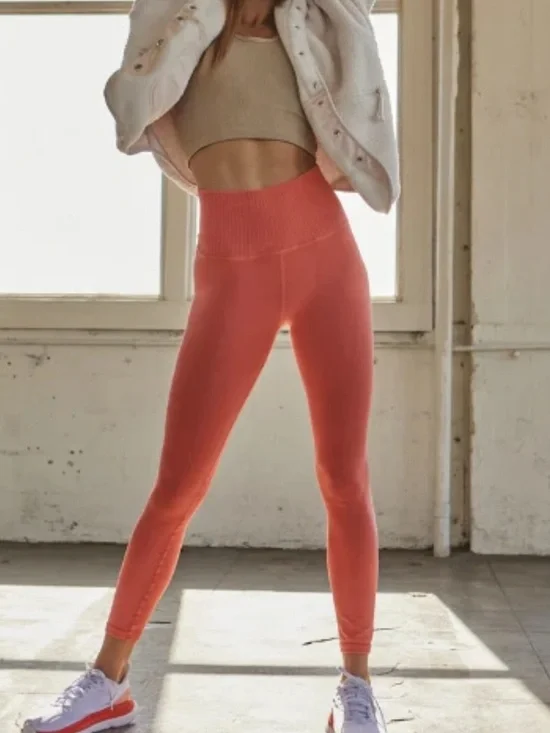 Free People Movement Good Karma Leggings Cherry Red ( s/m)