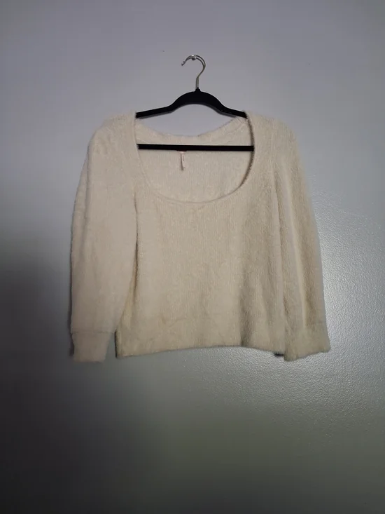 Free People Moonbeam Fuzzy Crop Pullover Ivory Sweater M