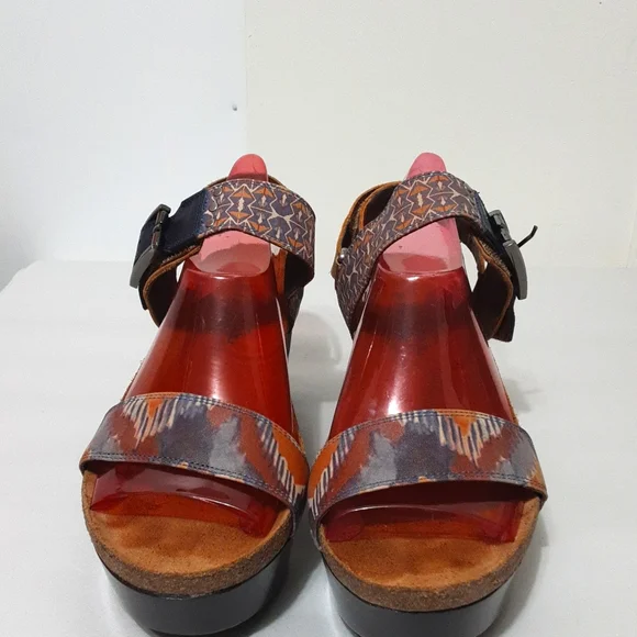 Naot Alpha‎ Wedge Sandal
