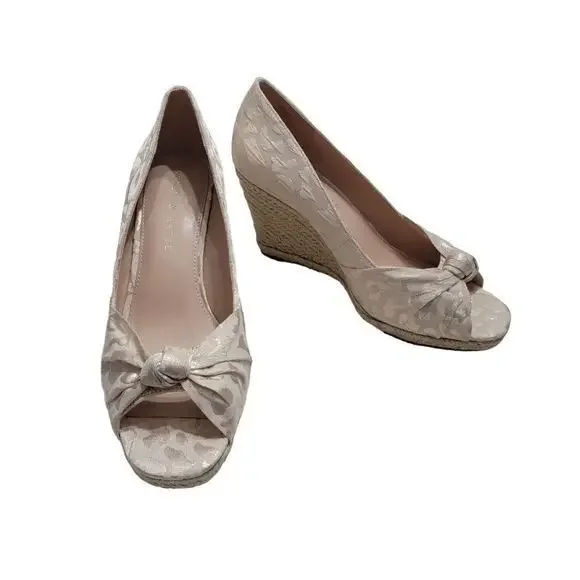 Kelly & Katie Womens Ivala Espadrille Wedge Heel Sandal Cream Brocade Sz‎ 7.5