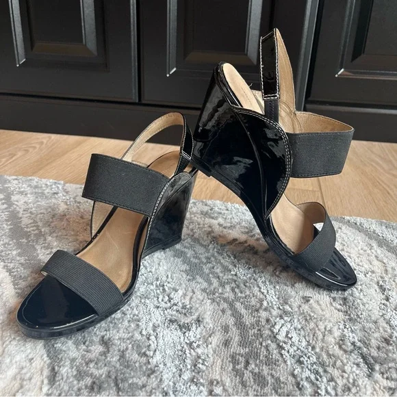Donald J Pliner Neka Patent Leather Sandals