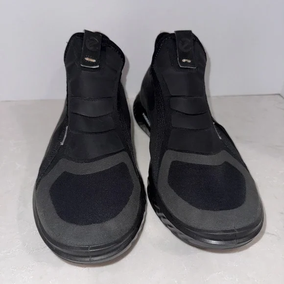 Ecco Phorene S.T.1 Alpha Slip-On Sneakers Mens Size10.5-11  EU 45 Black Shoes