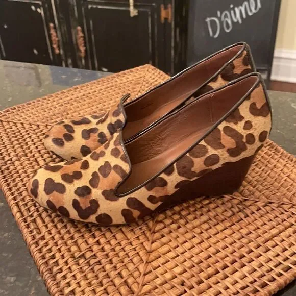 *DONALD J PLINER* Sz 6 Leopard Print CalfHair Wedge