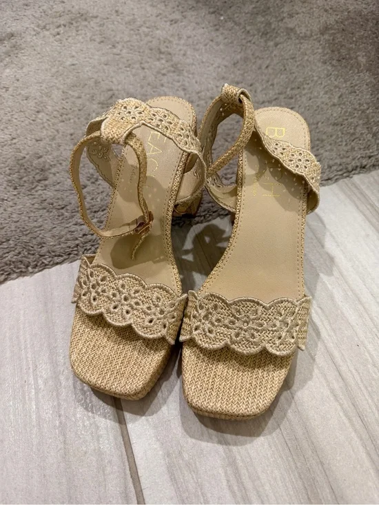 Beach by Matisse Maiden Sandal