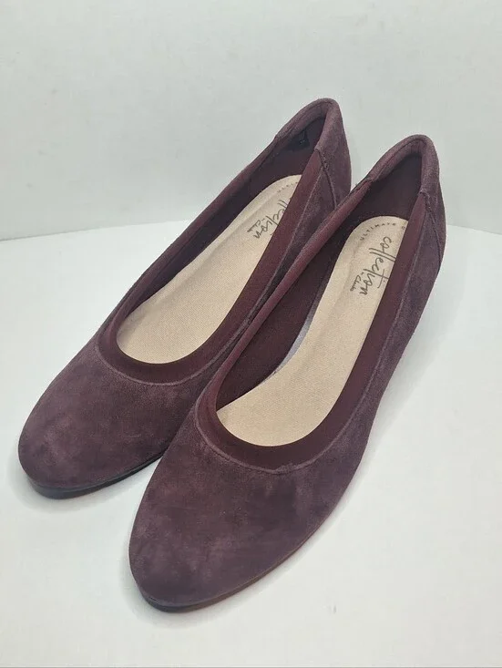 Clarks Mallory Suede Leather Purple Berry Wedge Pumps Wmns Size US 7.5 M