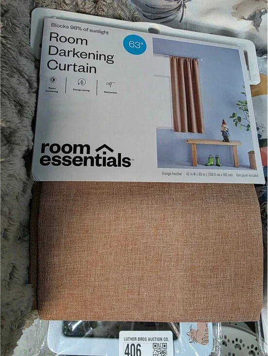 Room Essentials 63
