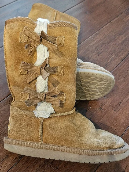 Koolaburra By Ugg Tan Suede Bow-Accent Winter Boots Size 2