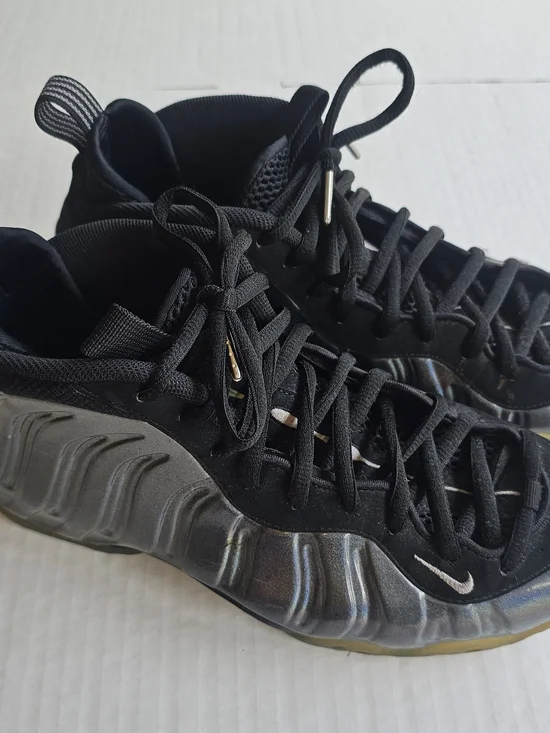 Nike Men's All-Black Iridescent Foamposite-Style Sneakers